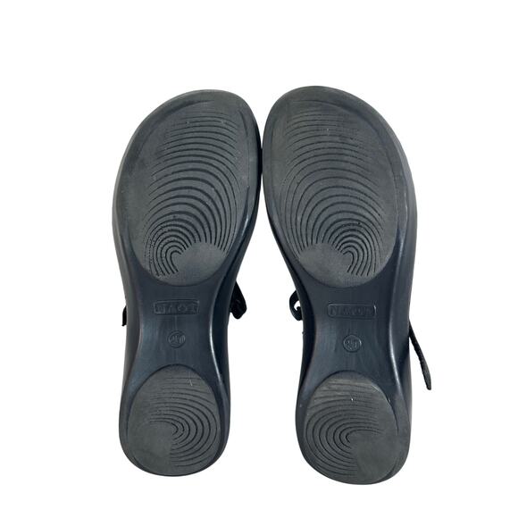 NAOT Black Suede Leather Mary Jane's size 41 Preowned - Picture 8 of 8